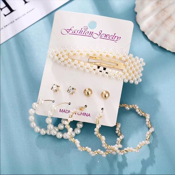 Set of five items earrings hair clip
